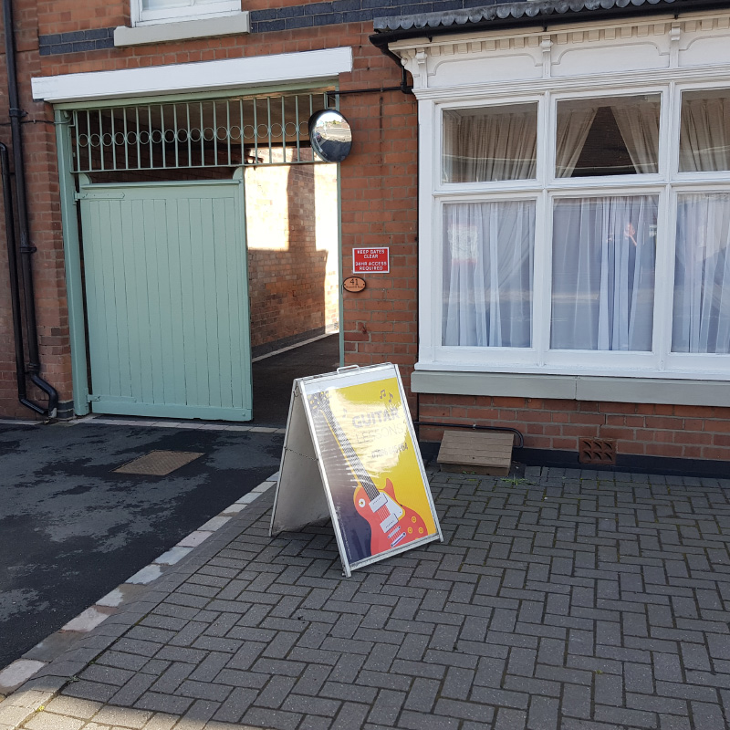 Guitar lessons burton on trent stapenhill road